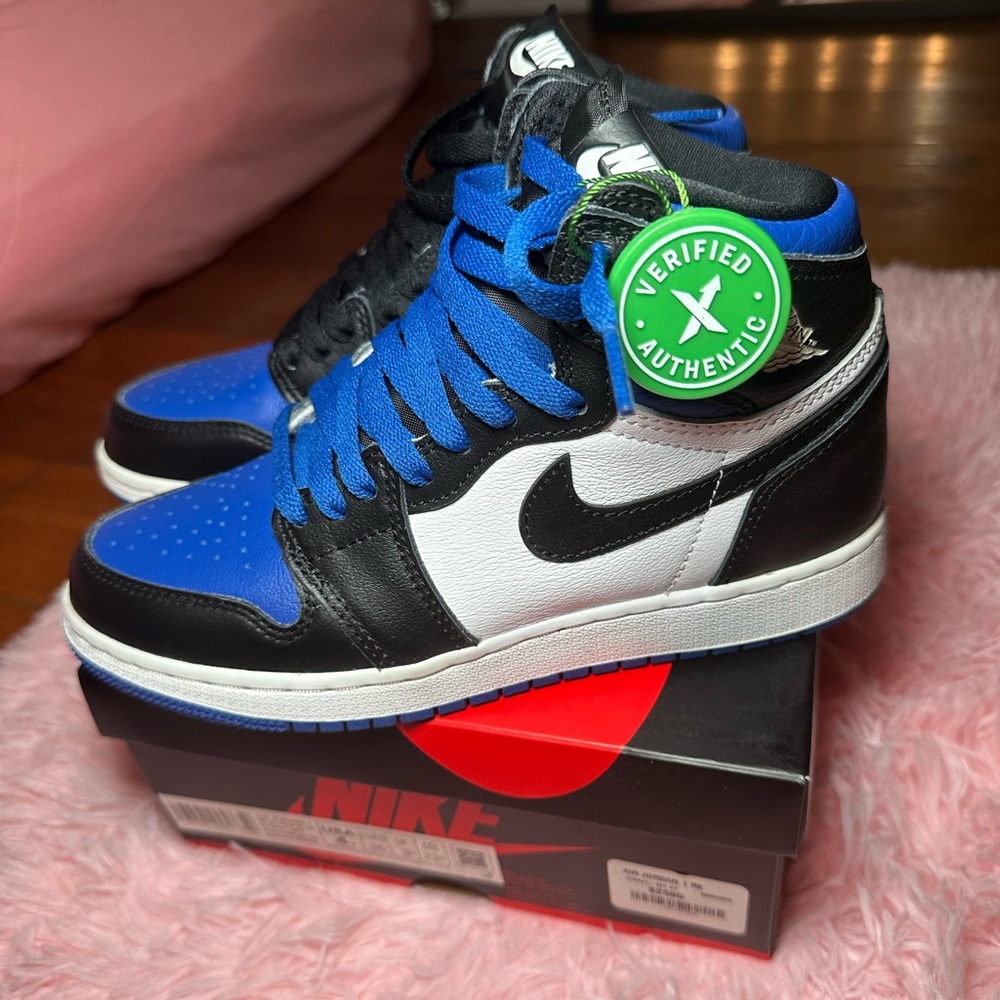 royal toe jordan 1’s